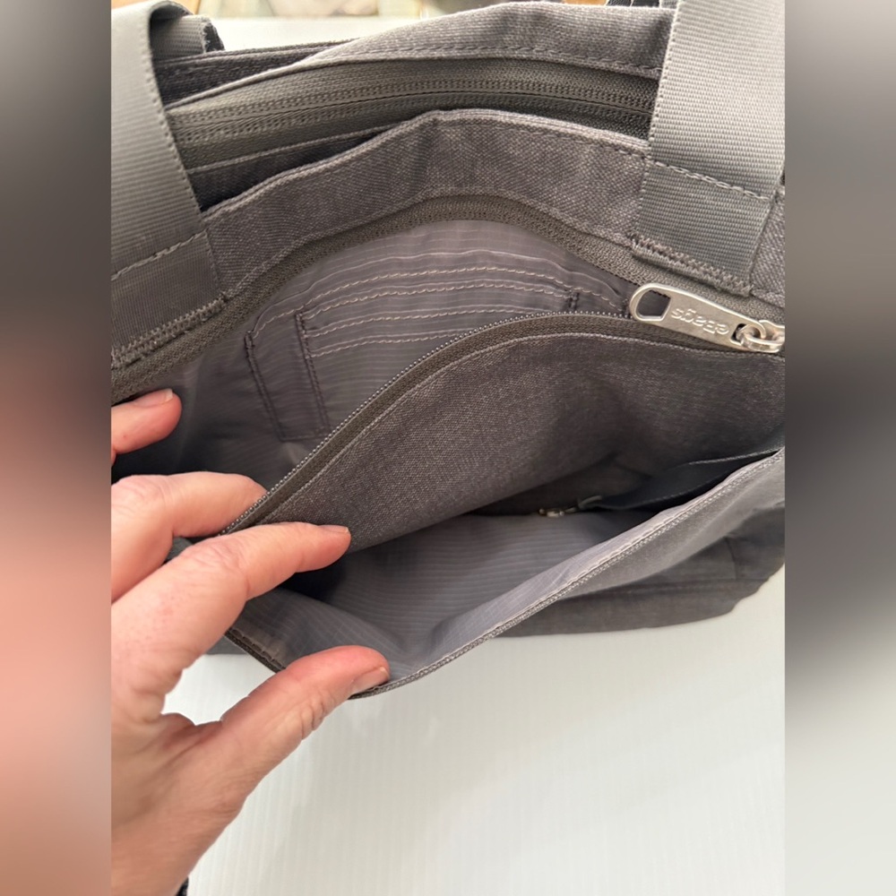 eBags Metro Travel Tote Bag - Grey - Picture 10 of 15